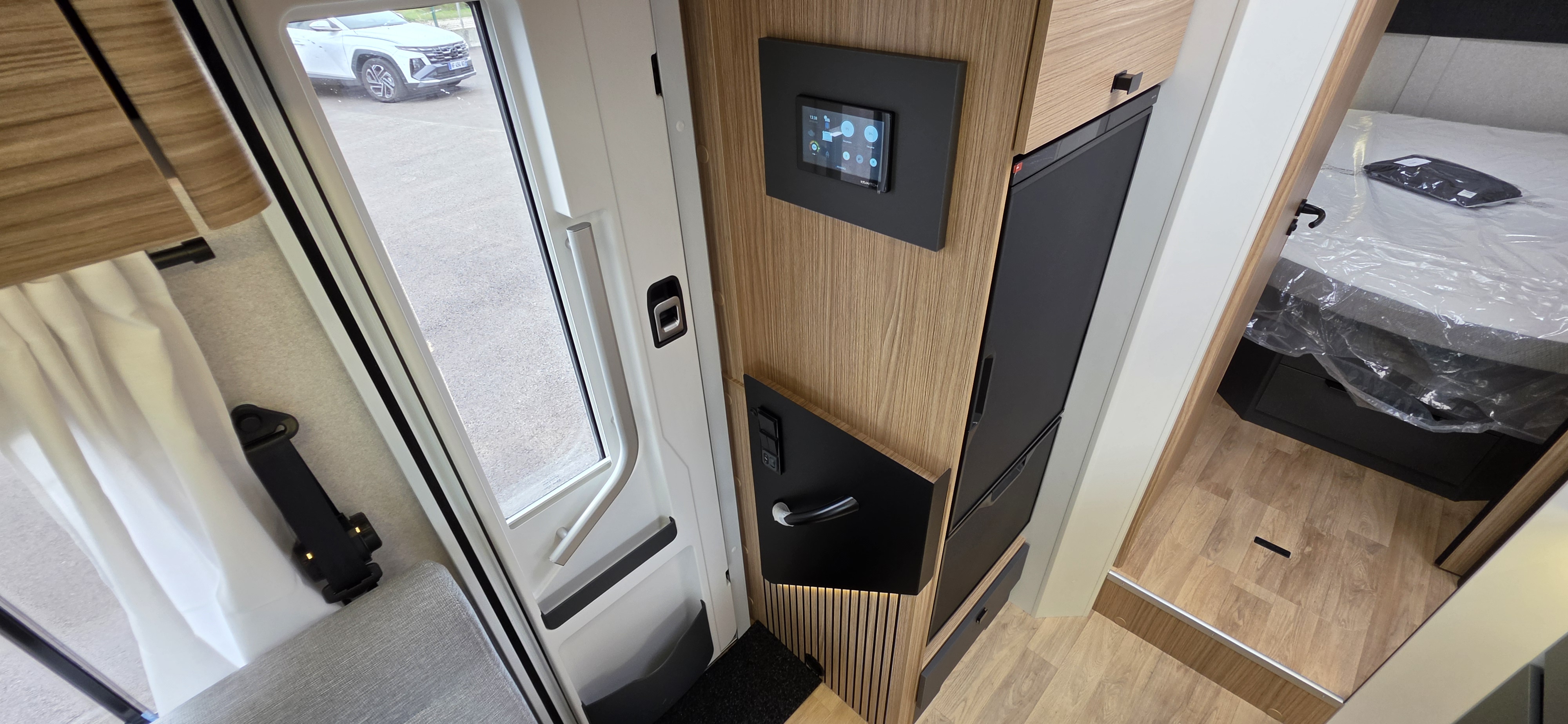  - 16 - BAVARIA T 740 FC NOMADE 