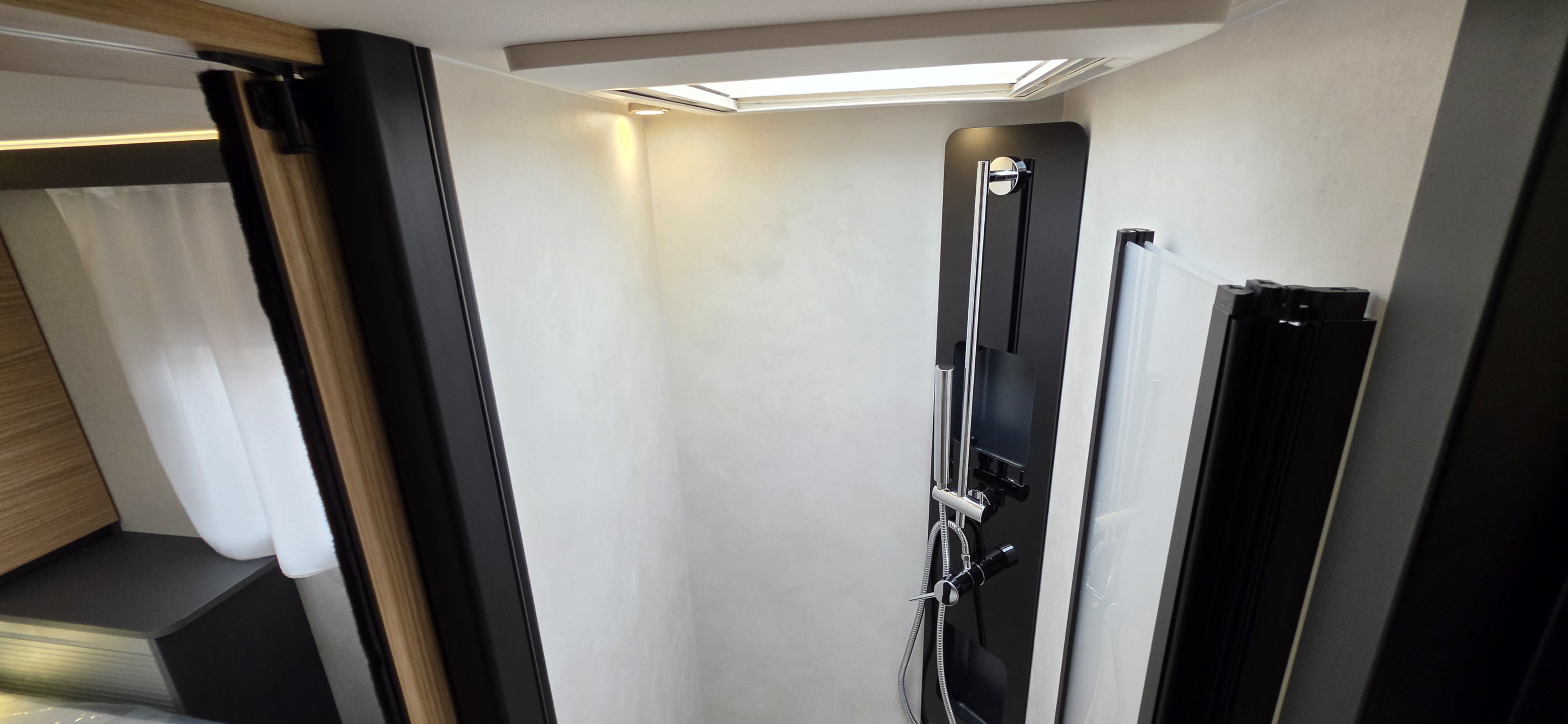  - 23 - BAVARIA T 740 FC NOMADE 